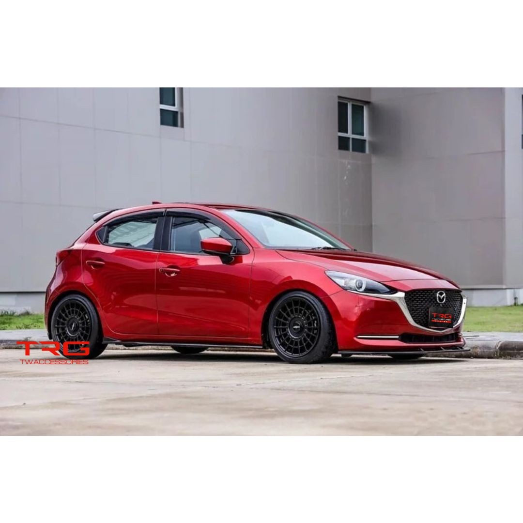 ชุดแต่ง Mazda 2 Hatchback รุ่น AZC